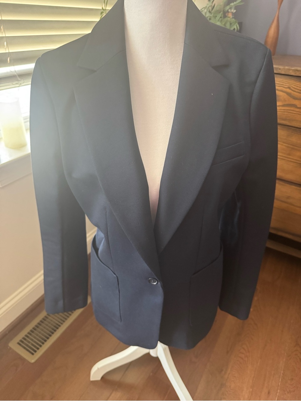 Banana Republic Women’s Blue Single-Button Blazer